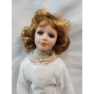 Vintage Ashley Belle Porcelain Doll BONNIE 17" MD204 Collectible Quality w/ COA